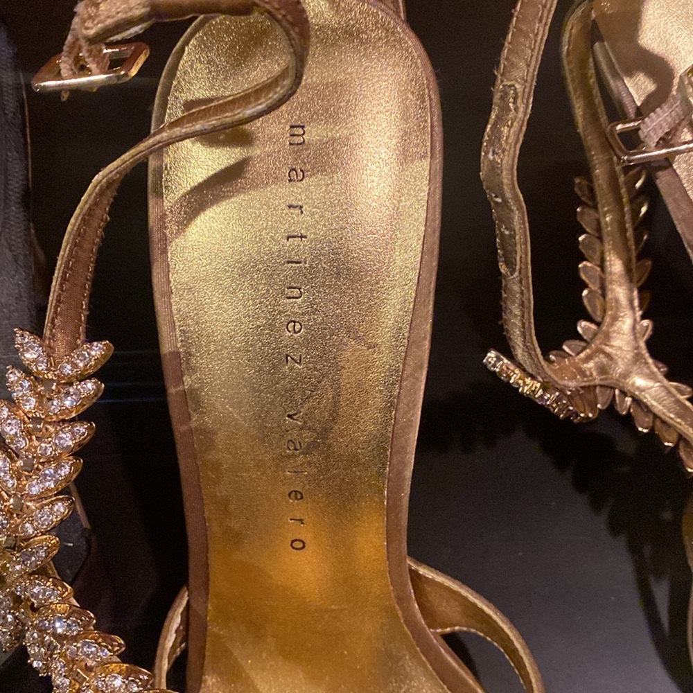 2 pairs Coach and Martinez Valero Heels - Black and Gold lowest price no offers - Picture 5 of 7